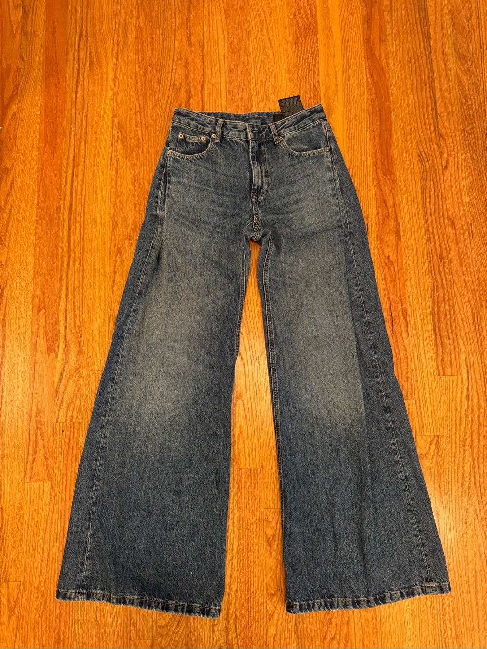 Zara Wide-Leg Denim Jeans in Blue Wash - Picture 2 of 5